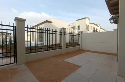 Apartment - 3 Bedrooms - 4 Bathrooms for rent in Bloom Living - Zayed City (Khalifa City C) - Khalifa City - Abu Dhabi