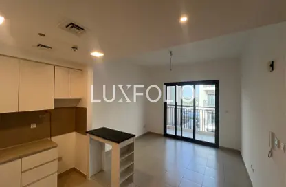 Apartment - 1 Bedroom - 1 Bathroom for rent in Hayat Boulevard-1A - Hayat Boulevard - Town Square - Dubai