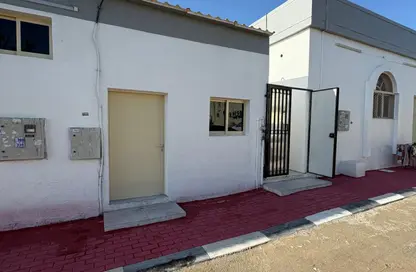 مجمع سكني - 1 حمام للايجار في كورنيش راس الخيمة - رأس الخيمة مجمع سكني - 1 حمام للايجار في كورنيش راس الخيمة - رأس الخيمة