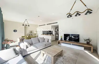 Apartment - 2 Bedrooms - 3 Bathrooms for sale in South Ridge 1 - South Ridge - Downtown Dubai - Dubai