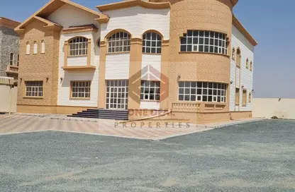 فيلا - 8 غرف نوم - 8 حمامات للايجار في الروضة الشرقية - العين