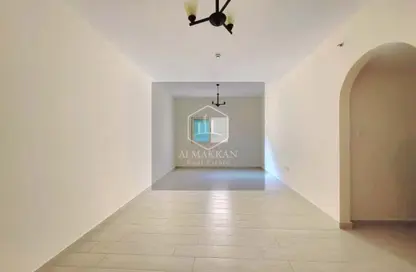 Apartment - 3 Bedrooms - 3 Bathrooms for rent in Muwaileh 29 Building - Muwaileh - Sharjah