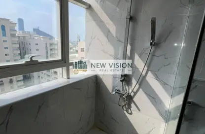 Apartment - 2 Bedrooms - 2 Bathrooms for rent in Thuraya Al Majaz Building - Al Majaz 3 - Al Majaz - Sharjah