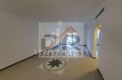 Apartment - 2 Bedrooms - 2 Bathrooms for rent in Al Rashidiya Towers - Al Rashidiya - Ajman Downtown - Ajman