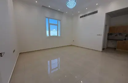 شقة - 1 حمام للايجار في مدينة الرياض - أبوظبي
