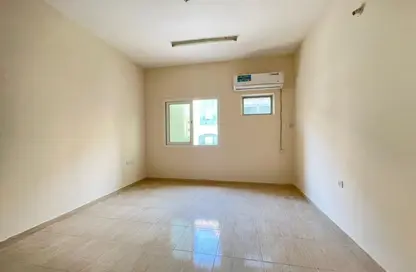 Apartment - Studio - 1 Bathroom for rent in Fire Station Road - Muwaileh - Sharjah Apartment - Studio - 1 Bathroom for rent in Fire Station Road - Muwaileh - Sharjah