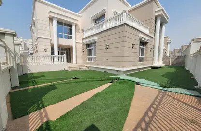 Villa - 4 Bedrooms - 7 Bathrooms for rent in Al Forsan Village - Khalifa City - Abu Dhabi