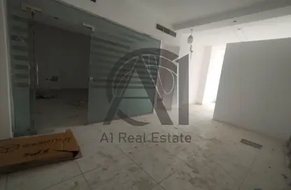 Shop - Studio - 1 Bathroom for rent in Central District - Al Ain