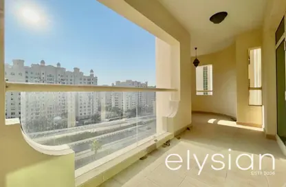 Balcony image for: Apartment - 2 Bedrooms - 3 Bathrooms for rent in Al Basri - Shoreline Apartments - Palm Jumeirah - Dubai, Image 1