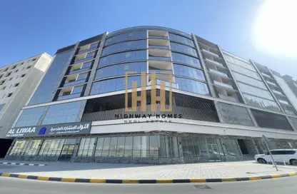 Show Room - Studio - 2 Bathrooms for rent in Muwaileh 29 Building - Muwaileh - Sharjah