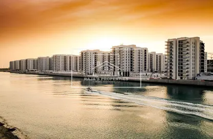 Apartment - 2 Bedrooms - 2 Bathrooms for rent in Waters Edge - Yas Island - Abu Dhabi
