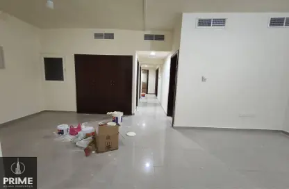 Apartment - 3 Bedrooms - 3 Bathrooms for rent in Al Falah Street - City Downtown - Abu Dhabi