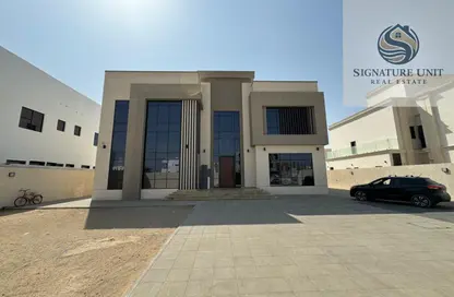 Villa - 4 Bedrooms - 4 Bathrooms for rent in Wadi Alshabak - Dubai