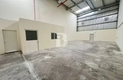 Warehouse - Studio for rent in Jebel Ali Industrial 1 - Jebel Ali Industrial - Jebel Ali - Dubai