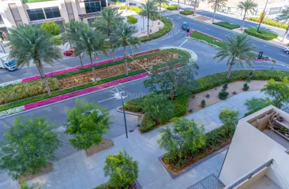Apartment - 3 Bedrooms - 3 Bathrooms for sale in Parkviews - Town Square - Dubai