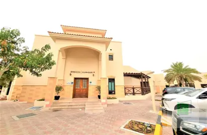 Villa - 4 Bedrooms - 6 Bathrooms for rent in Khalidiya Village - Al Khalidiya - Abu Dhabi