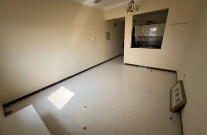 Apartment - Studio - 1 Bathroom for rent in Al Jawhara Building - Al Rawda 3 - Al Rawda - Ajman