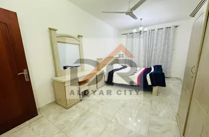 شقة - غرفة نوم - 2 حمامات للايجار في عمارة عزير - 3  الروضة - الروضة - عجمان