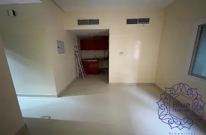 Apartment - Studio - 1 Bathroom for rent in Suroor 511 - Muwaileh - Sharjah