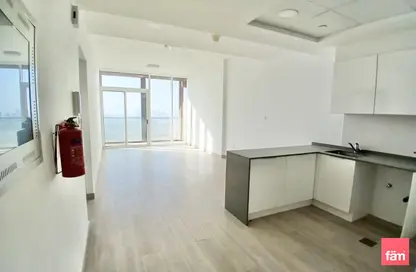 Apartment - 1 Bedroom - 2 Bathrooms for sale in Bloom Towers B - Bloom Towers - Jumeirah Village Circle - Dubai