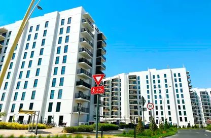 Apartment - 2 Bedrooms - 3 Bathrooms for sale in Waters Edge - Yas Island - Abu Dhabi
