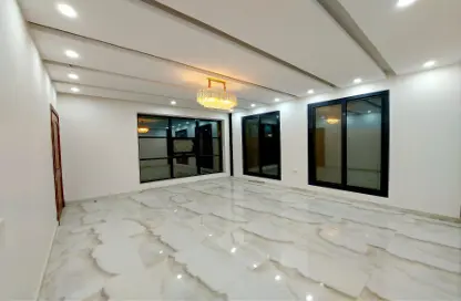 صورة لـ استقبال / بهو فيلا - 4 غرف نوم - 5 حمامات للبيع في 1 المويهات - المويهات - عجمان ، صورة رقم 1