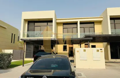 Villa - 5 Bedrooms - 6 Bathrooms for rent in Flora - DAMAC Hills - Dubai