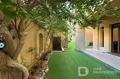 صورة لـ حديقة شقة - 3 غرف نوم - 4 حمامات للبيع في ينسون 8 - ينسون - المدينة القديمة - دبي ، صورة رقم 1