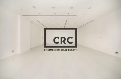 Retail - Studio for rent in Twin Tower - Baniyas Road - Deira - Dubai