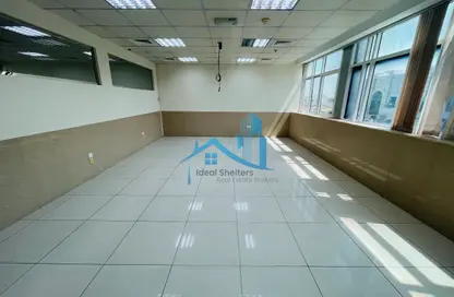 مكتب - استوديو - 1 حمام للايجار في الفارس مول - القوز 1 - القوز - دبي