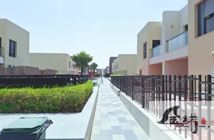 تاون هاوس - 3 غرف نوم - 3 حمامات للايجار في سوق الورسان تاون هوس س - سوق الورسان - المدينة الدولية - دبي