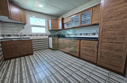 Apartment - 1 Bedroom - 2 Bathrooms for rent in Mohamed Bin Zayed Centre - Mohamed Bin Zayed City - Abu Dhabi