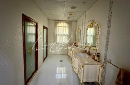Villa - 5 Bedrooms - 6 Bathrooms for rent in Hacienda - The Villa - Dubai