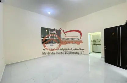 Apartment - Studio - 1 Bathroom for rent in Shakhbout City - Abu Dhabi