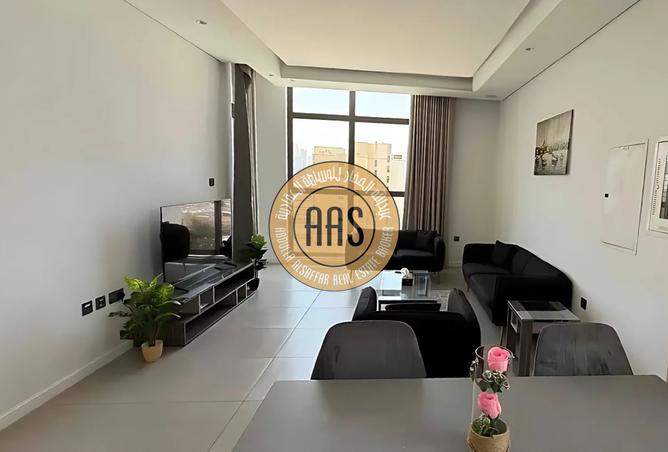 Apartment - 2 Bedrooms - 3 Bathrooms for sale in Diamond Building - Jumeirah Garden City - Al Satwa - Dubai