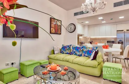 Apartment - 2 Bedrooms - 2 Bathrooms for sale in Zahra Apartments 2A - Zahra Apartments - Town Square - Dubai