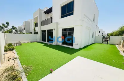Villa - 4 Bedrooms - 5 Bathrooms for rent in Naseem Townhouses - Town Square - Dubai