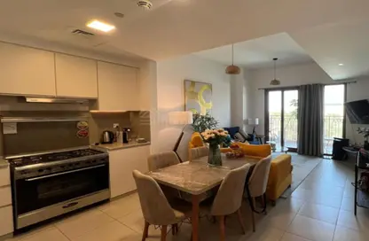 Apartment - 2 Bedrooms - 2 Bathrooms for sale in Zahra Breeze Apartments 4A - Zahra Breeze Apartments - Town Square - Dubai