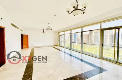 Apartment - 4 Bedrooms - 4 Bathrooms for rent in Garden View Tower - Khalifa Street - Abu Dhabi