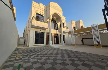 فيلا - 5 غرف نوم - 7 حمامات للايجار في الحليو 2 - الحليو - عجمان