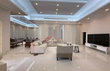 Villa - 5 Bedrooms - 5 Bathrooms for rent in Al Nouf 1 - Al Nouf - Sharjah
