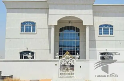 Villa - 5 Bedrooms - 7 Bathrooms for rent in Nad Al Sheba Villas - Nad Al Sheba 3 - Nad Al Sheba - Dubai