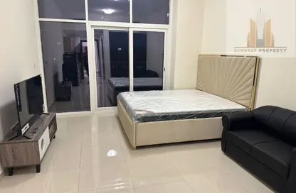Apartment - Studio - 1 Bathroom for rent in K1 - Dubai Land Residence Complex - Dubai