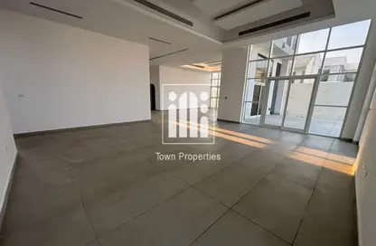 Villa - 5 Bedrooms - 7+ Bathrooms for rent in Mohamed Bin Zayed City - Abu Dhabi