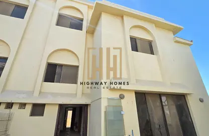 فيلا - 3 غرف نوم - 3 حمامات للايجار في الفشت - الحيرة - الشارقة فيلا - 3 غرف نوم - 3 حمامات للايجار في الفشت - الحيرة - الشارقة