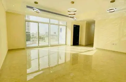 Apartment - 3 Bedrooms - 3 Bathrooms for rent in Al Rawda 2 - Al Rawda - Ajman