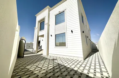Terrace image for: Villa - 6 Bedrooms - 7 Bathrooms for rent in Al Nayfa - Al Hili - Al Ain, Image 1