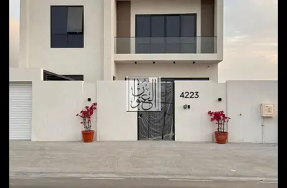 Villa - 5 Bedrooms - 7+ Bathrooms for sale in Hoshi 1 - Hoshi - Al Badie - Sharjah