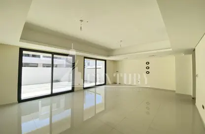 Villa - 4 Bedrooms - 5 Bathrooms for sale in Primrose - Damac Hills 2 - Dubai