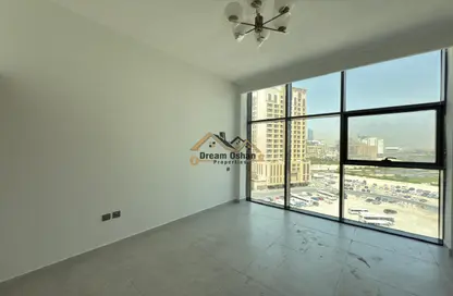 Apartment - 2 Bedrooms - 3 Bathrooms for rent in Sama Al Jaddaf - Al Jaddaf - Dubai